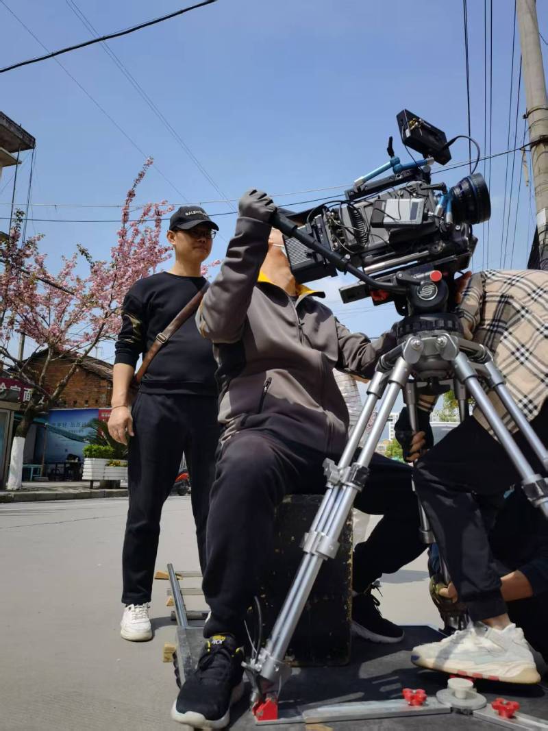 隆回县广告片拍摄：快消品牌爆款之选，网感内容适配社媒传播！